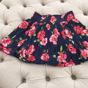 Hollister mini skirt
